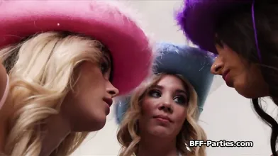 Slutty Taylor fans sharing big dick for concert tickets