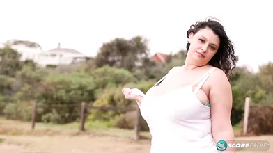 Blushing Buxom Bather Rose Blush