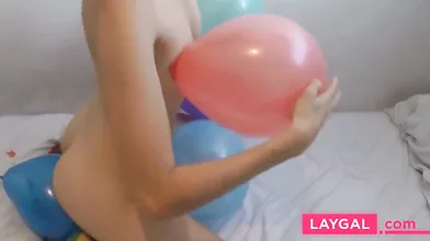 I Love Balloons - Amateur Teen Latina Solo Webcam Show
