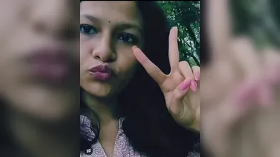 Hot indian college girl Anushka flaunting