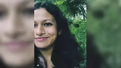 Hot indian college girl Anushka flaunting