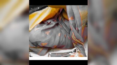 Shanthi bhabhi navel big