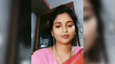 Gouthami reddy manthena Hot Sarre removing blouse showing milk from boobs ????????????