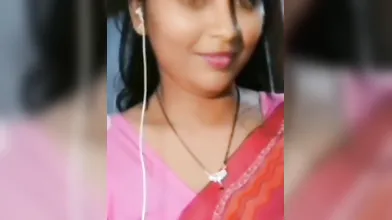 Gouthami reddy manthena Hot Sarre removing blouse showing milk from boobs ????????????