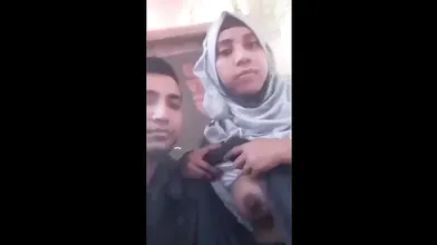 Hijab Girl Ke Big Boob Suck Kiya Bangla Boy Ne Cafe Me