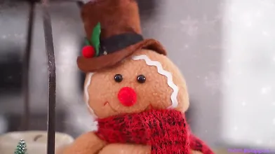 Our Stepmoms Pussies Calm The Christmas Chaos - S5:E4