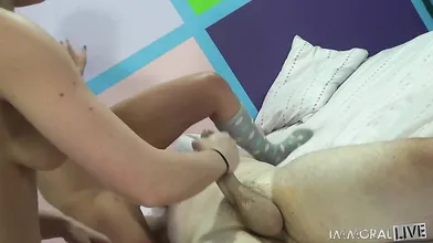 Lucky Fan Gets a Blowjob From Jennifer White And Brianna Brooks