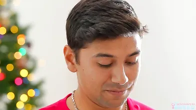 Cumming Down My Stepmoms Chimney On Christmas - S8:E7