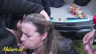 British Mature Eva Jayne Goes Dogging In A Public Park