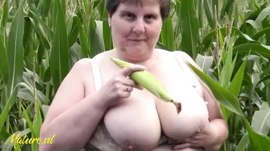 Hairy Mature BBW Tina Plays With Her Huge Ass & Fat Pussy In A Corn Field