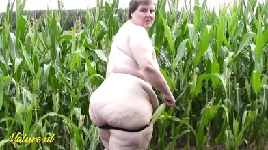 Hairy Mature BBW Tina Plays With Her Huge Ass & Fat Pussy In A Corn Field