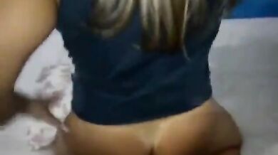 Loira Rainha: Anal Webcam Adventure