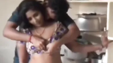 Gouthami reddy manthena removing blouse romance with servant in kitchen secretly