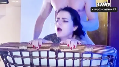 Cumbomba intensa após uma noite quente com uma brasileira sensuous e irresistíve