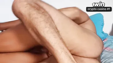 Enteada transa anal invasion com caixa eletrônico e goza na garganta profunda em