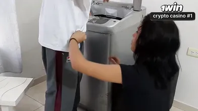 Vizinha infiel e safada pede para ser detonada em cena de sexo explosivo.