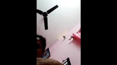 mature wife tease and finger her pussy