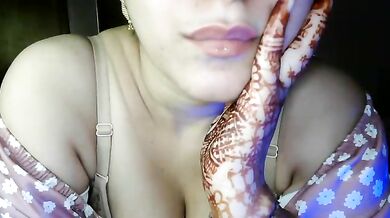 hotneha567 tease with big tits