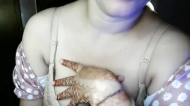 hotneha567 tease with big tits