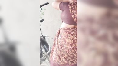 Tamil neighbour aunty