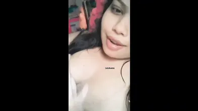 Cute Indian Girl Big Boobs Dikhakar Nude Selfie Record Ki