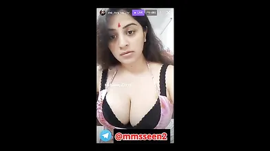 Vandana Pathak Insta Sexy Nude Live