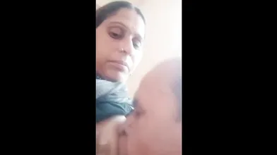 Kannada Aunty Boobs Sucking Sex Mature Uncle Sath