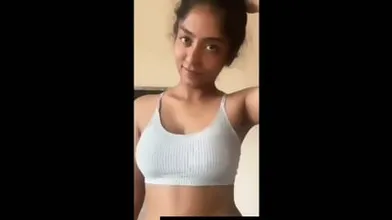 18+ Mallu Girl Ki Chut Me Ungli Ki Lover Ne Desisexmms Bf