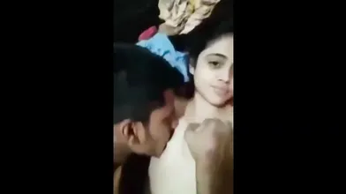 Desi Model Ke Boobs Press Karke Romance Kiya Boyfriend