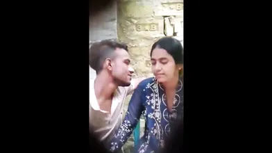 Muslim Ladki Boobs Suck Aur Blowjob Sex Lover Sath Khule Me