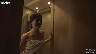 Hot Pearl gives perfect muddy blowjobs and has amazing large tits and ass. Cum i