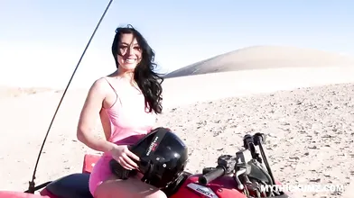 Showing amazing ass in the desert then picking up lucky dude for dick