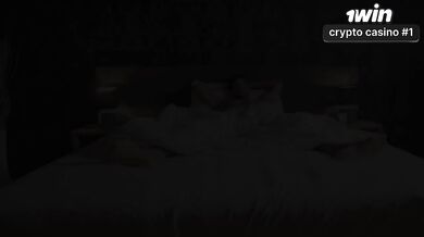 Sexo íntimo e selvagem com cenografia natural após filmagem pornográfica - total