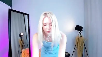 blonde teen pregnant girl has her pussy masturbated