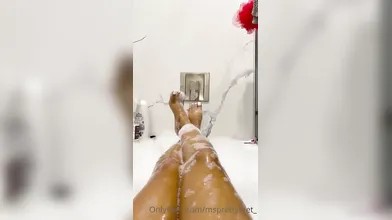 Foot fetish Close up feet and toes tease