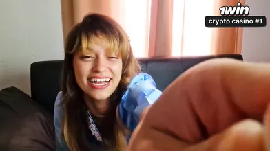 Ao testar a Magic Wand, tive um orgasmo intenso e me senti extremamente excitada