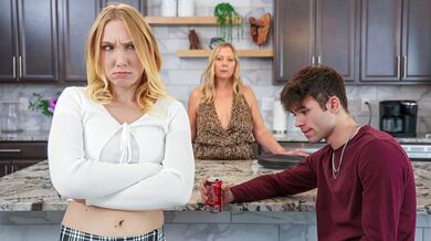 I Want Stepbros Big Dick To Make Me Cry - S31:E2