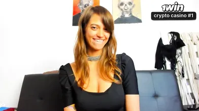 O vibrador falhou no meu primeiro vídeo do tunnel pornô XXX!