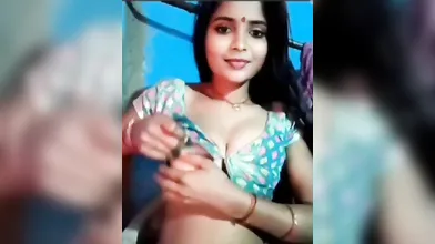Gouthami reddy manthena removing blouse dropping her milk from boobs video viral