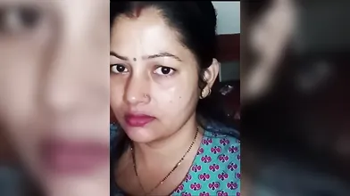 Neelam Randi shining nose and red hot lips