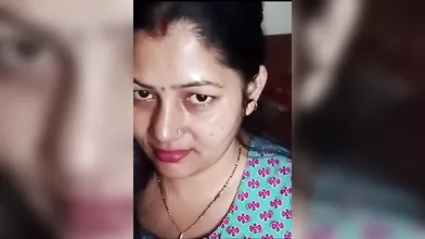 Neelam Randi shining nose and red hot lips