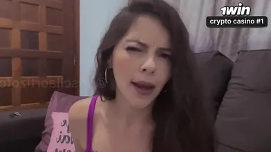 Morena Safada resolve seduzir a professora brasileira em JOI e ASMR de roleplay!