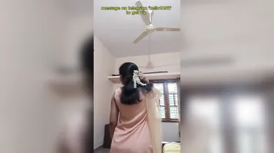 Sexy Mallu Girl Showing