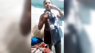 Desi Bhabi Dress Change