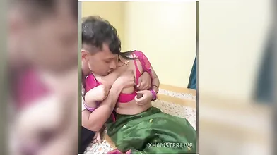 Redqueen Couple Play Live Show