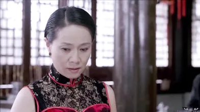 Asian KUNG FU MATURE Ballbusting Kick In The Balls From Behind - Asian Delight