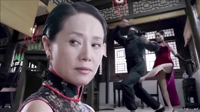 Asian KUNG FU MATURE Ballbusting Kick In The Balls From Behind - Asian Delight