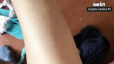 Melhor amiga de bumbum grande acorda querendo transar com o amigo.