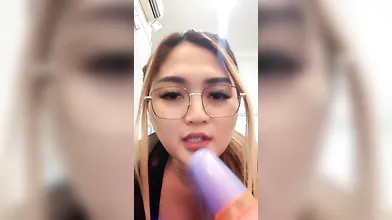 Godzilla Pink Kacamata Montoq Indonesia 14mnt