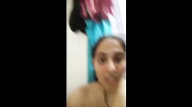 Jalandhar Ladki Nangi Mms Banayi BF Ko Rasili Boobs Dikhakar